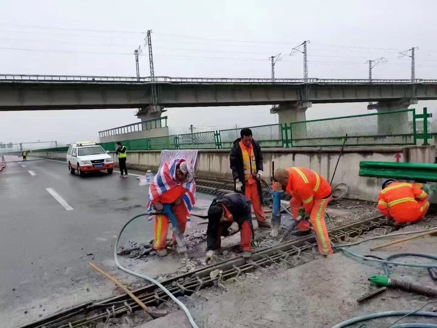 天宁桥梁伸缩缝抢修料